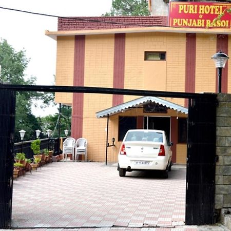 Kasauli Hotel Puri Ngoại thất bức ảnh