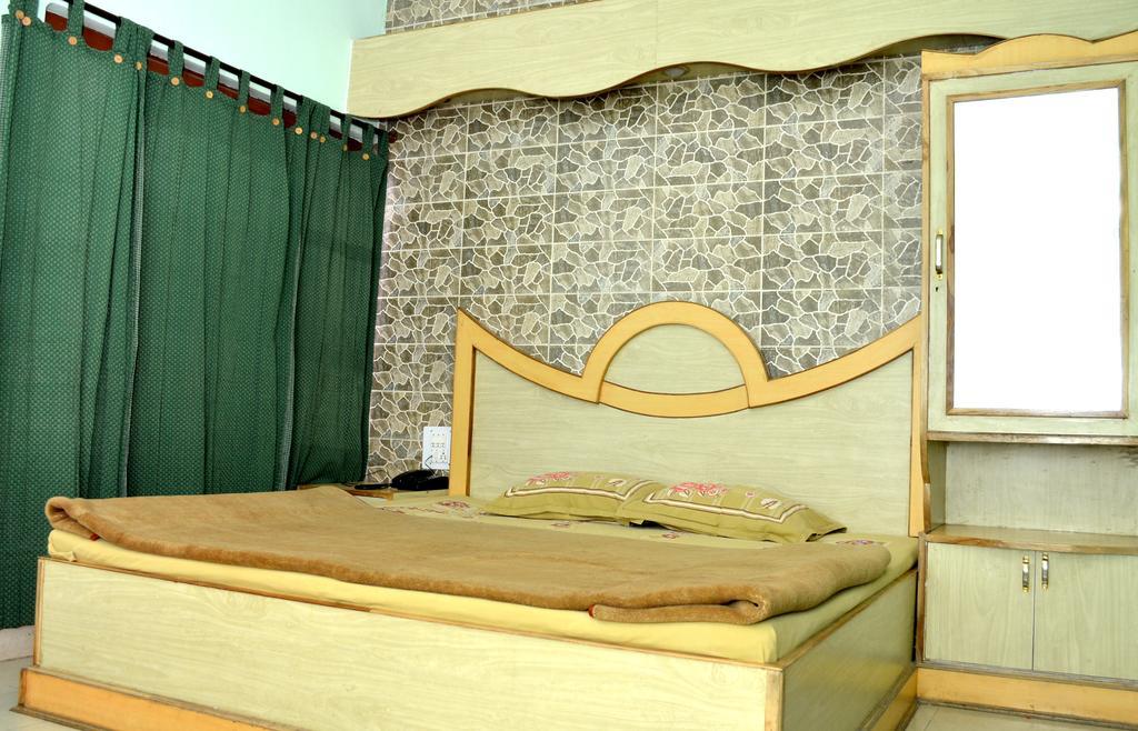 Kasauli Hotel Puri Phòng bức ảnh